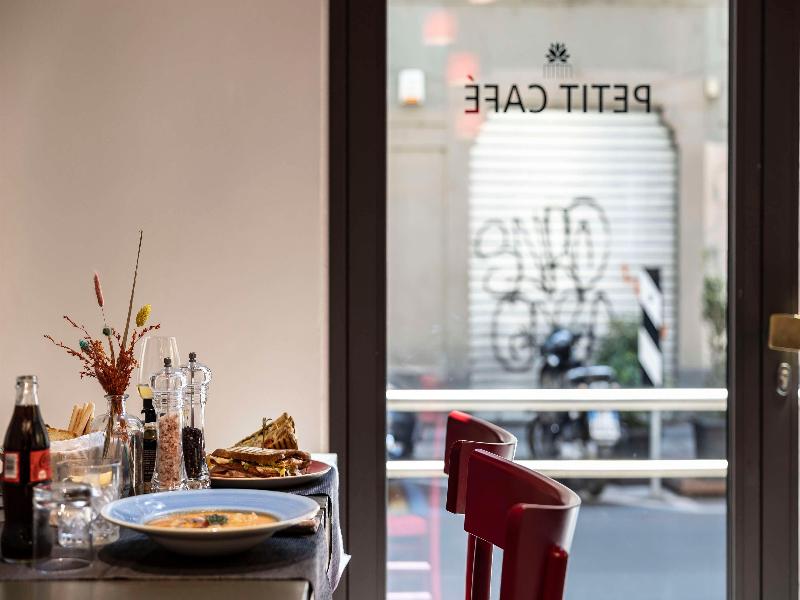 Savona 18 Suites - Bar