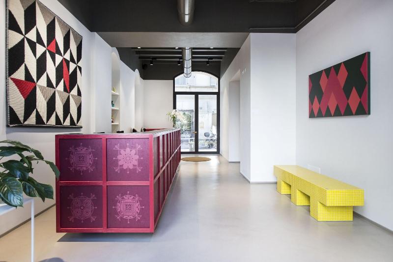 Savona 18 Suites - Lobi