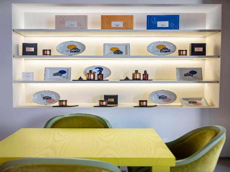 Savona 18 Suites - Lobi