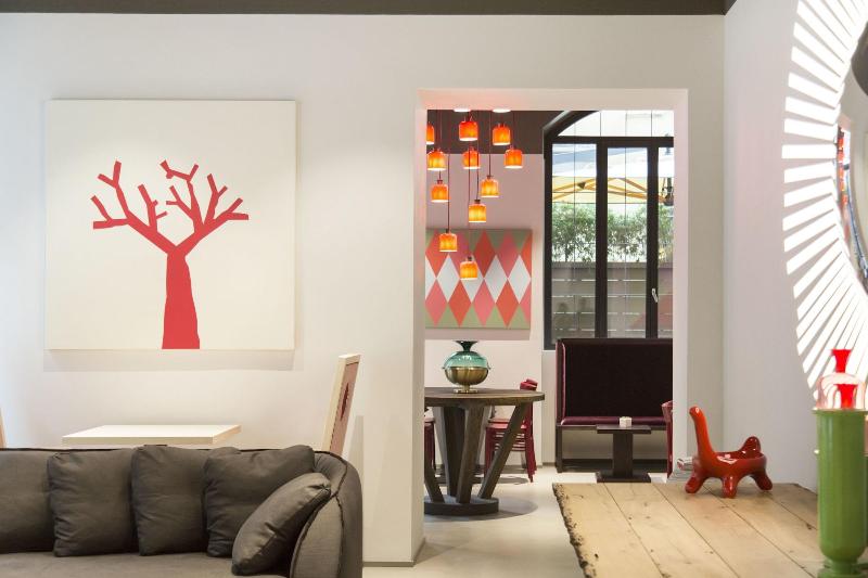 Savona 18 Suites - Lobi