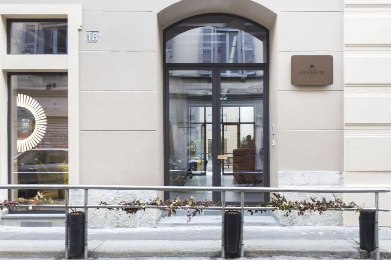 Savona 18 Suites - Genel
