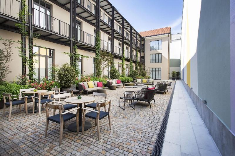 Savona 18 Suites - Genel