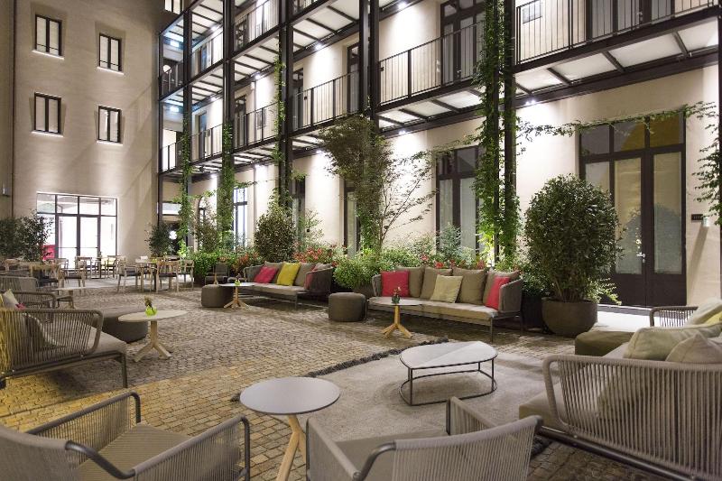 Savona 18 Suites - Genel