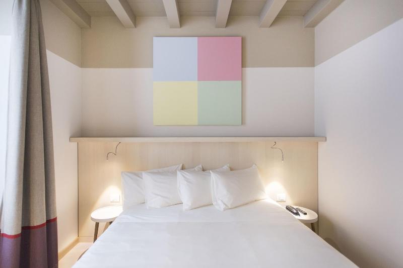 Savona 18 Suites - Oda