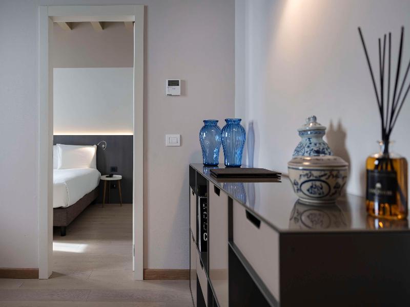 Savona 18 Suites - Oda