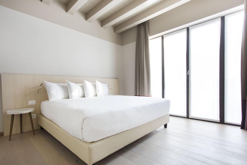 Savona 18 Suites - Oda