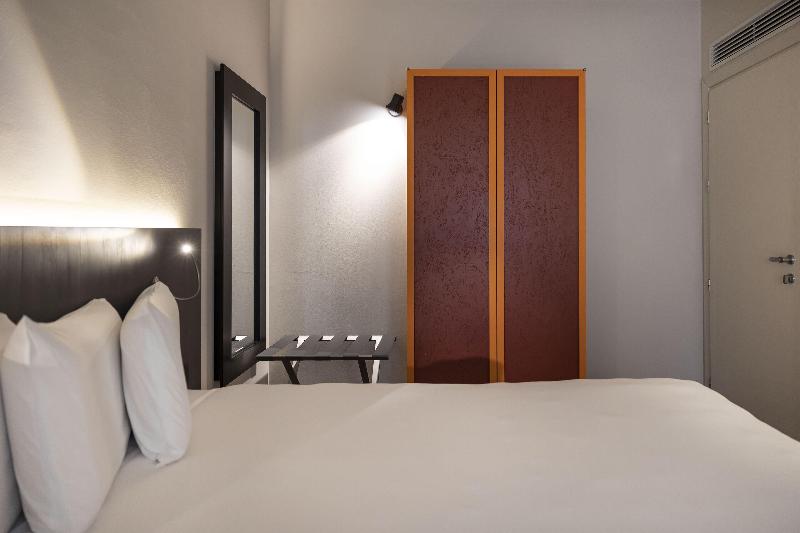 Savona 18 Suites - Oda