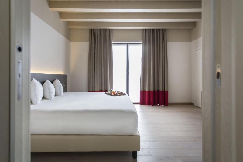 Savona 18 Suites - Oda