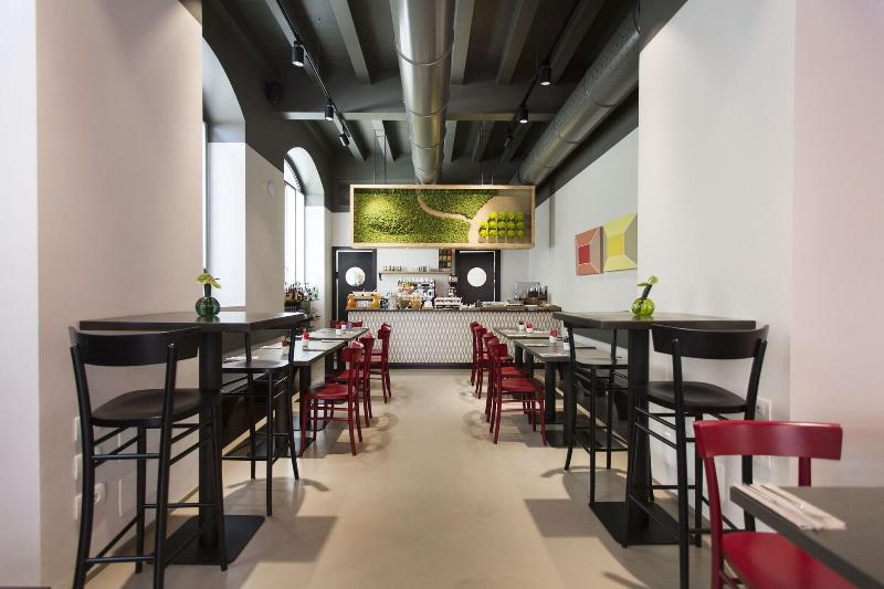 Savona 18 Suites - Restoran