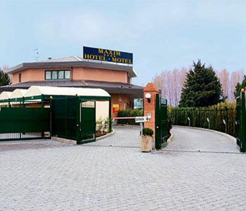 Maxim Hotel - Genel