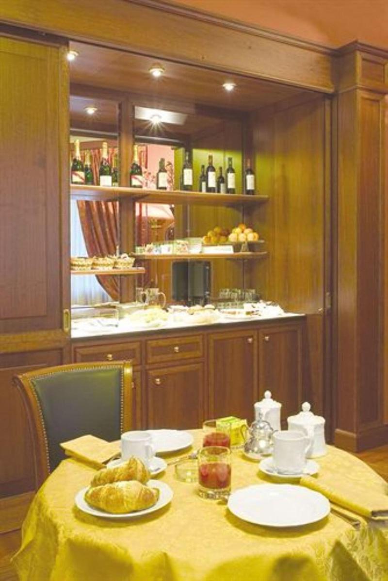 Maxim Hotel - Restoran