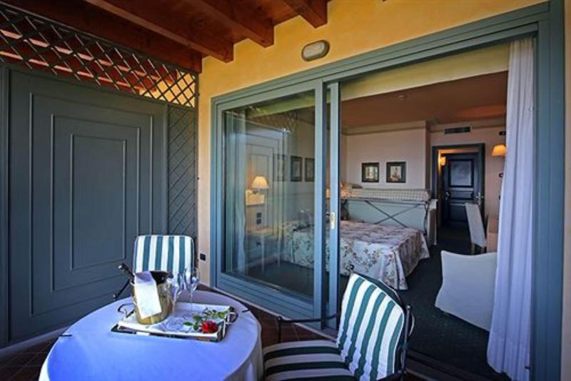 Romantik Hotel Relais Mirabella Iseo - Oda