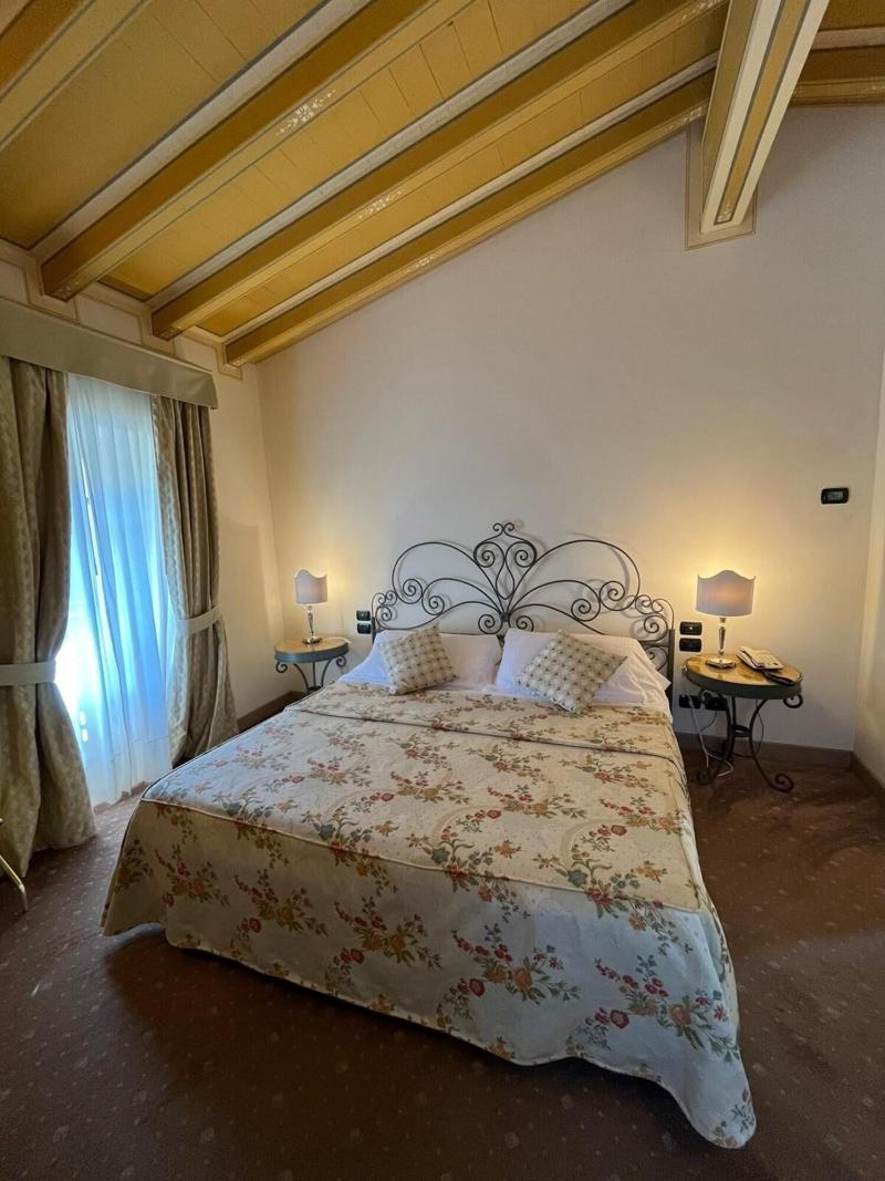 Romantik Hotel Relais Mirabella Iseo - Oda