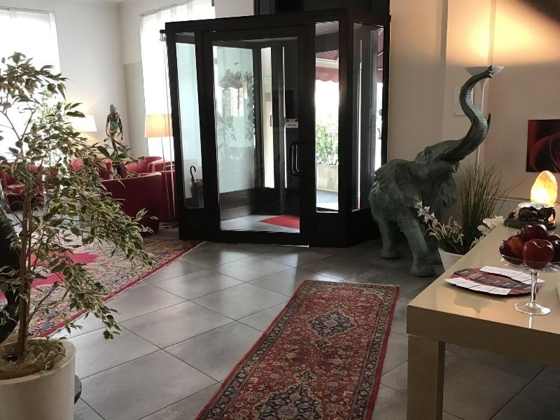 Hotel La Nuova Rotaia - Lobi