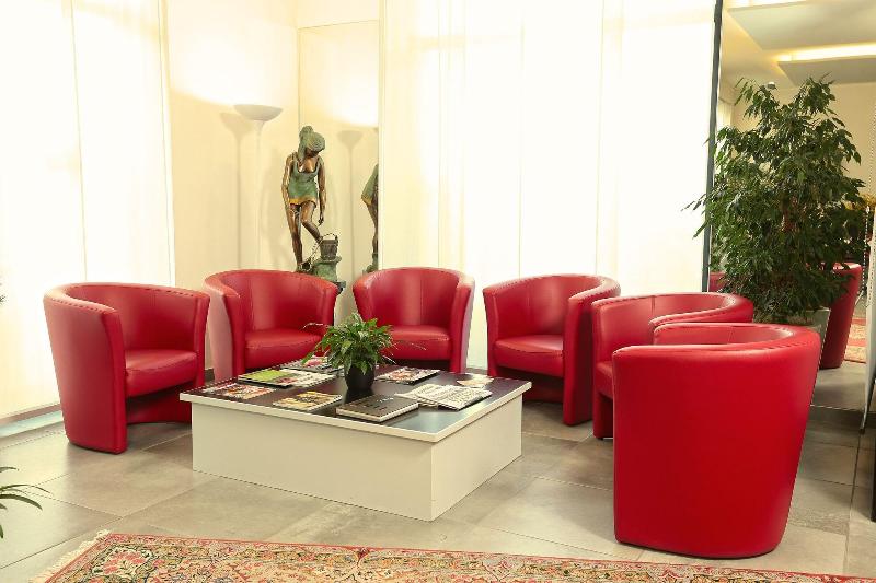 Hotel La Nuova Rotaia - Lobi