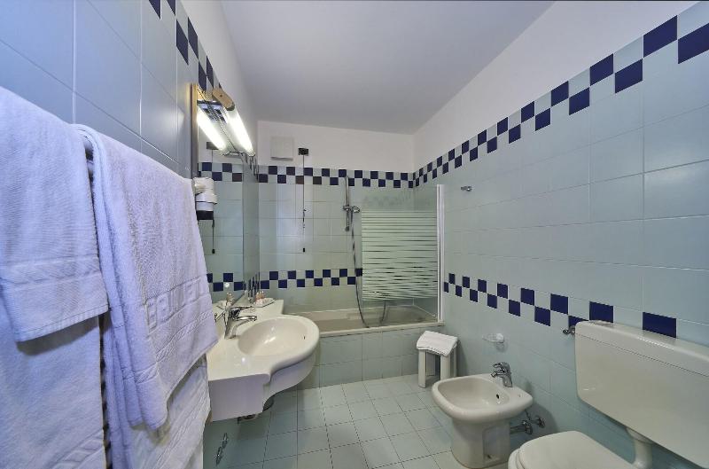 Hotel Alberi - Oda