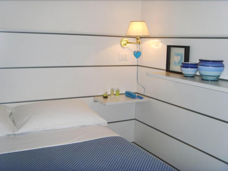 Hotel Post - Oda