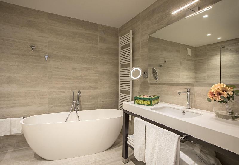 Hotel Laurin - Oda