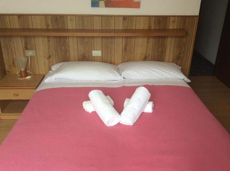 Hotel Silvana Garnì - Oda