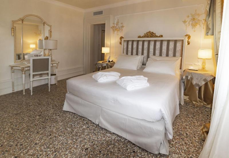 Cà Bonfadini Historic Experience - Oda