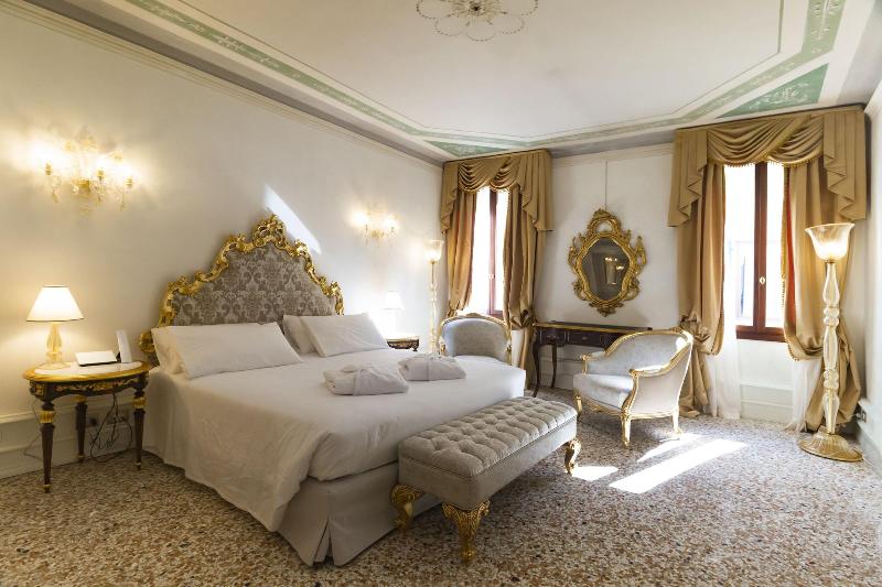 Cà Bonfadini Historic Experience - Oda