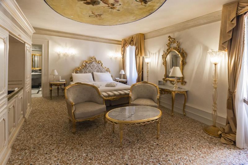 Cà Bonfadini Historic Experience - Oda