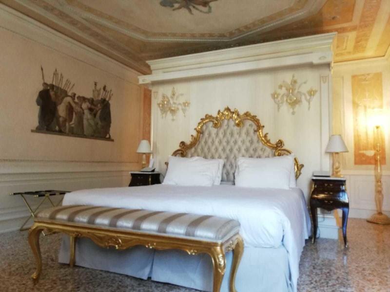 Cà Bonfadini Historic Experience - Oda