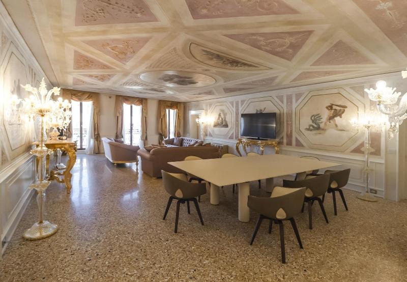 Cà Bonfadini Historic Experience - Oda