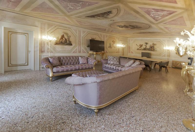 Cà Bonfadini Historic Experience - Oda