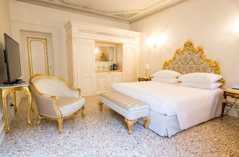 Cà Bonfadini Historic Experience - Oda