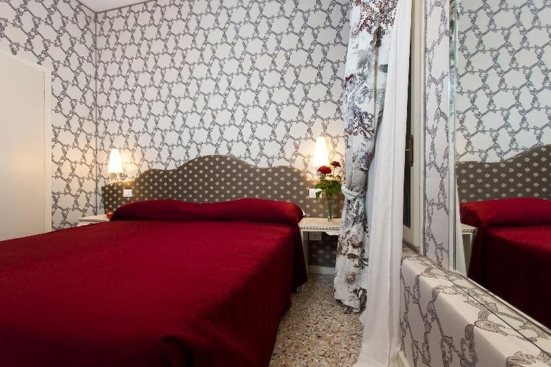 Hotel Cà Nobile Corner - Oda