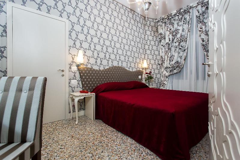 Hotel Cà Nobile Corner - Oda