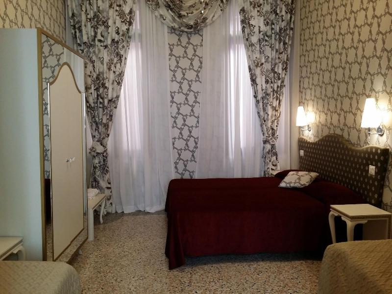 Hotel Cà Nobile Corner - Oda