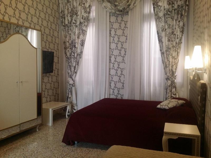 Hotel Cà Nobile Corner - Oda