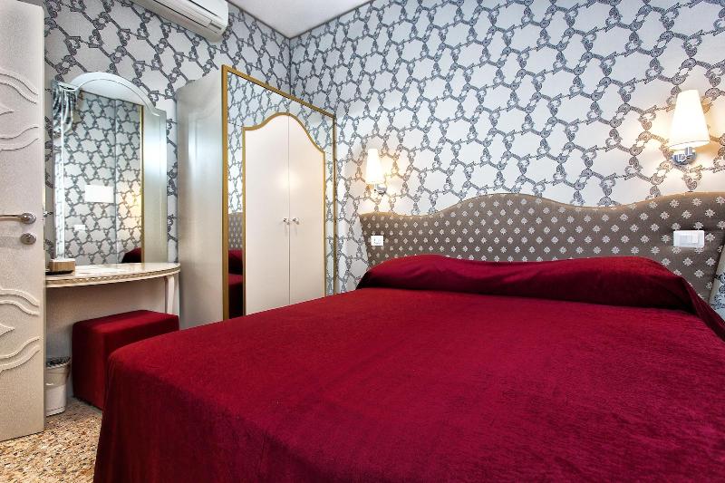 Hotel Cà Nobile Corner - Oda