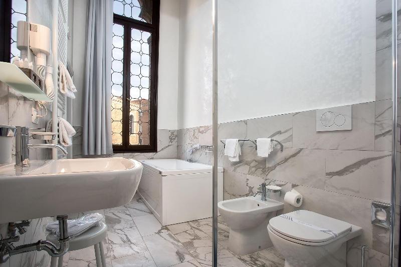 Hotel Cà Nobile Corner - Oda
