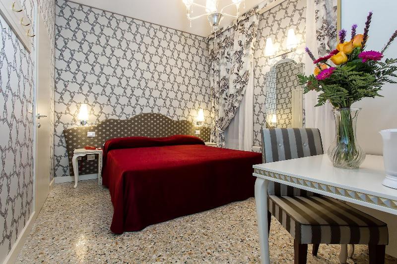 Hotel Cà Nobile Corner - Oda