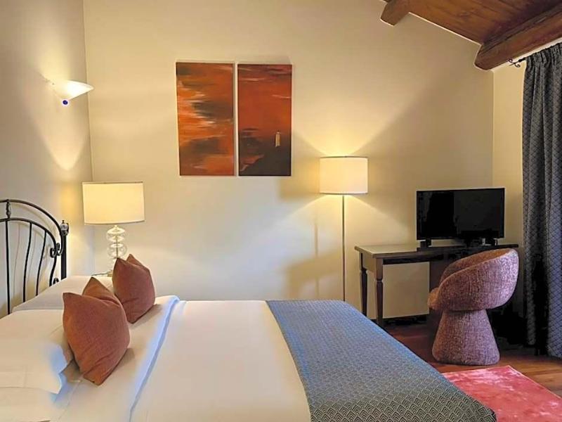 Hotel Isola Di Caprera - Genel