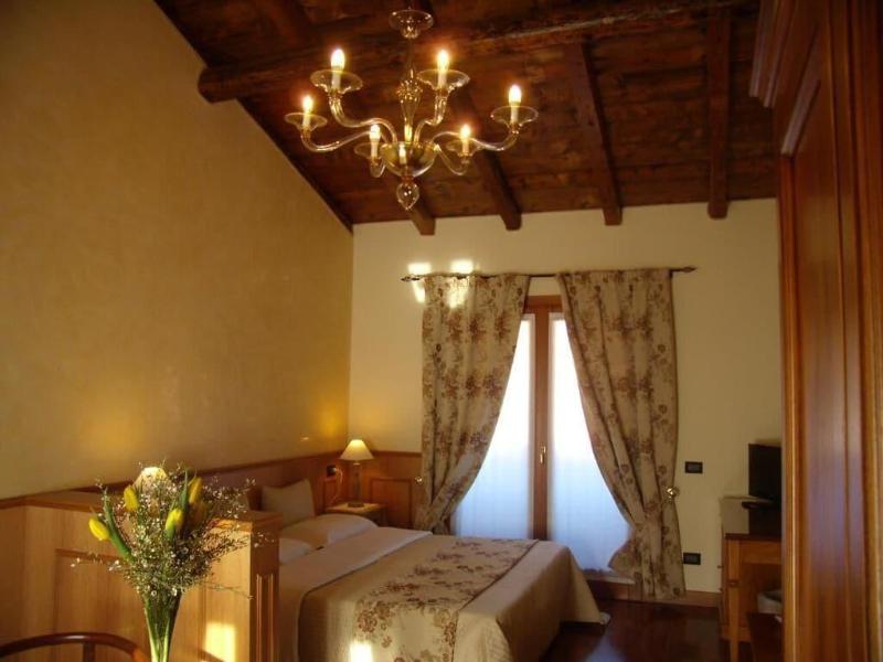 Hotel Isola Di Caprera - Oda