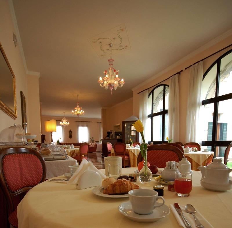 Hotel Isola Di Caprera - Restoran