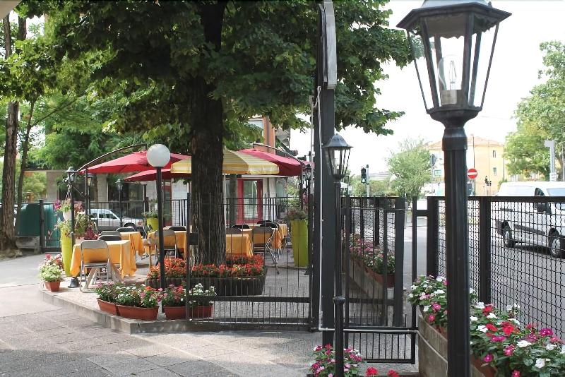 Residence Hotel Laguna - Restoran