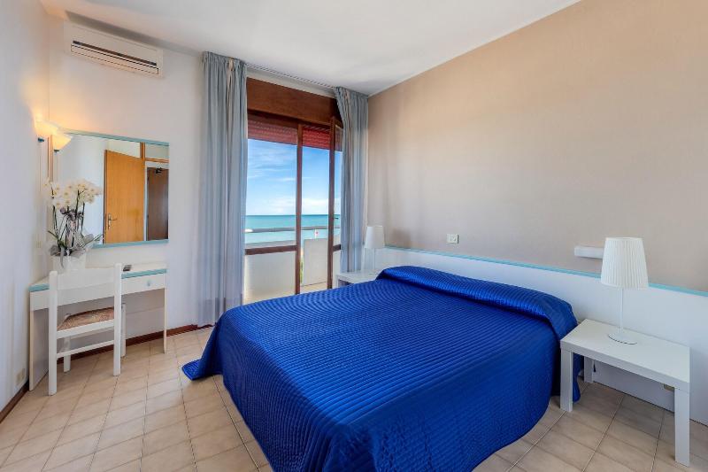 Hotel Sanremo - Lobi