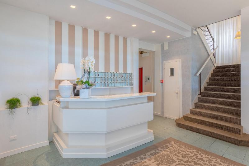 Hotel Sanremo - Genel