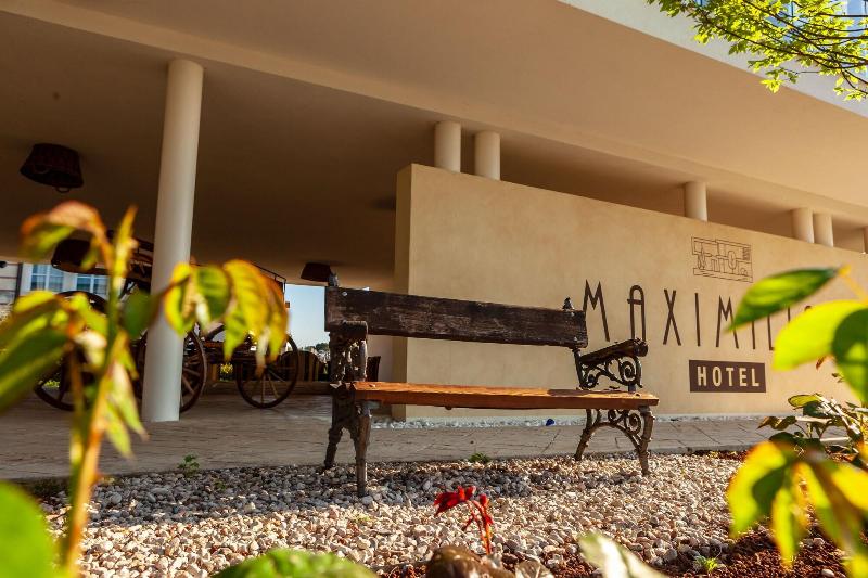 Hotel Maximilian - Genel