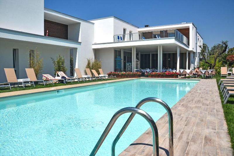 Hotel Maximilian - Genel