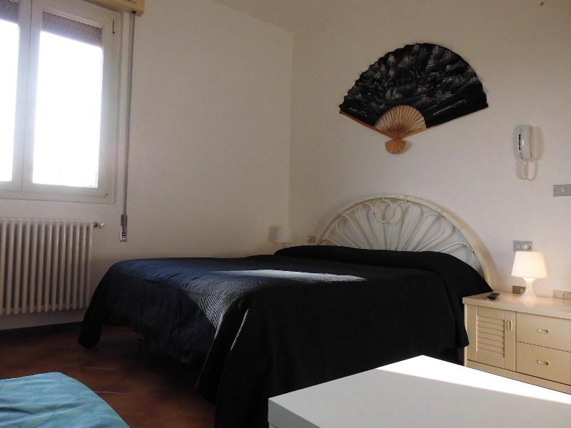 Hotel Benaco Bee Free - Oda