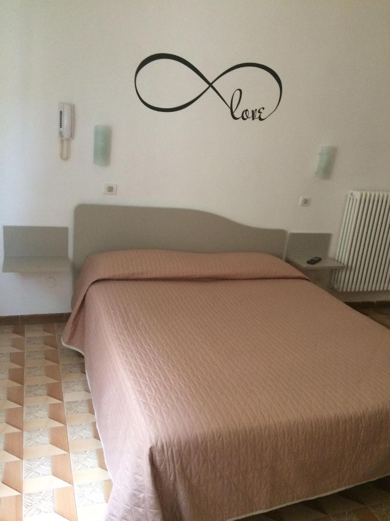 Hotel Benaco Bee Free - Oda