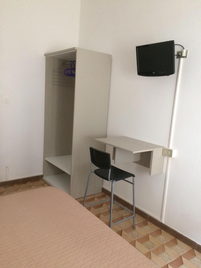 Hotel Benaco Bee Free - Oda