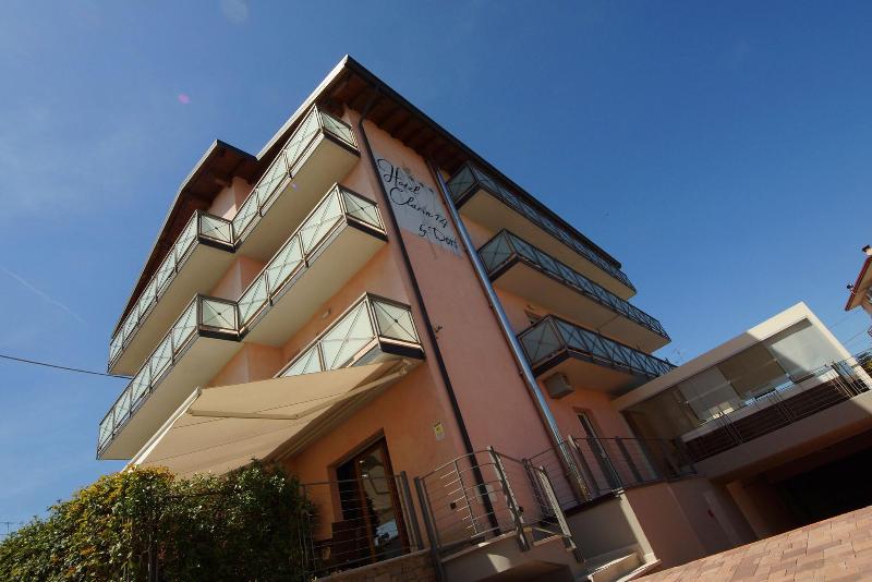 Hotel Clarin 14 By Dori - Genel