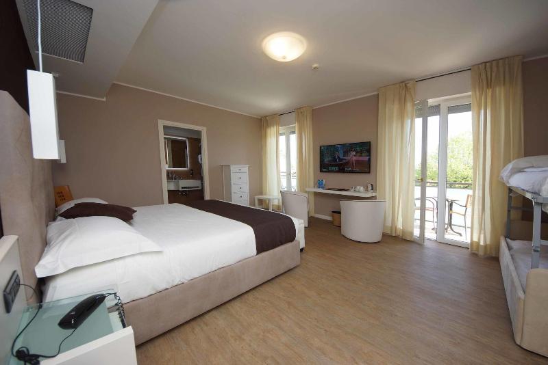Hotel Clarin 14 By Dori - Oda
